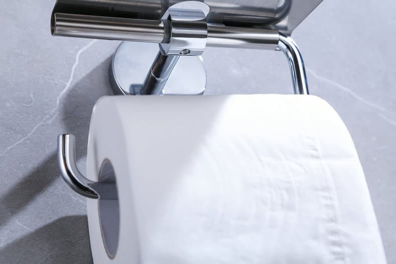 トイレットペーパーホルダー 高級感溢れる蓋付きトイレットペーパーホルダー